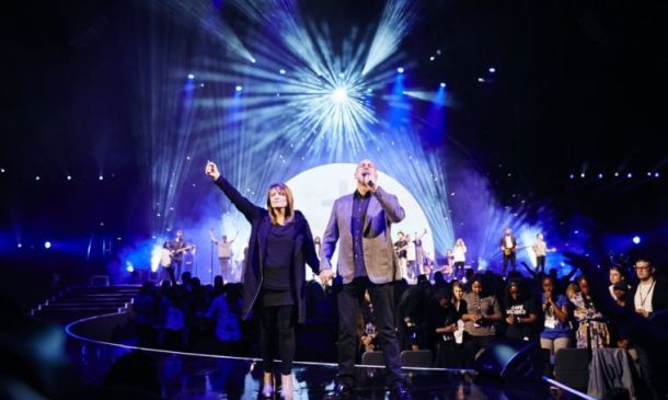 Brian and Bobbie Houston to step back from global leadership of Hillsong