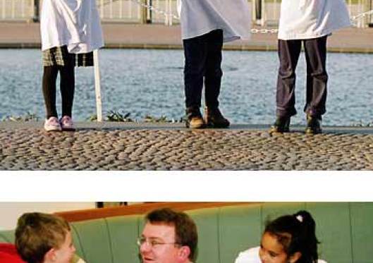 25,000 Make Poverty History Postcards And Emails Delivered to Government