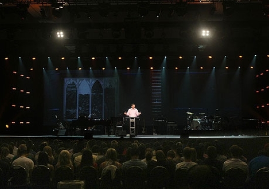 Thousands of evangelicals called to know the 'right' Jesus