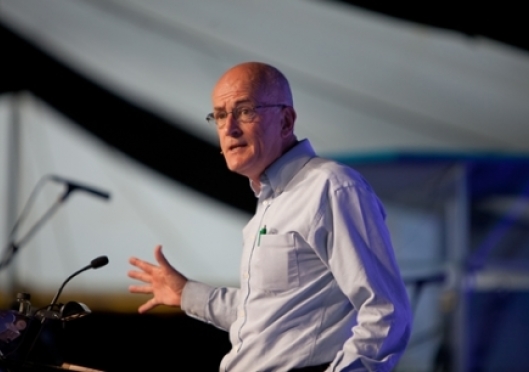 Christian leaders failing to hand down leadership destroys ministries