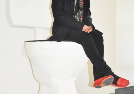 Dying for a dunny – Christians rush to join Canberra's longest toilet queue