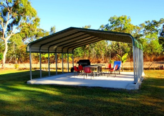 Pedestrian deaths when using mobile phones rise alarmingly