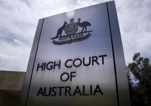 Churches offer sanctuary as U.N. criticises Australian asylum policy