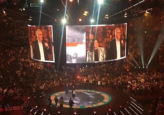 A call for rain: PM Scott Morrison leads Prayers on the first day of Hillsong Conference